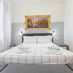 Residence House Canal 2
